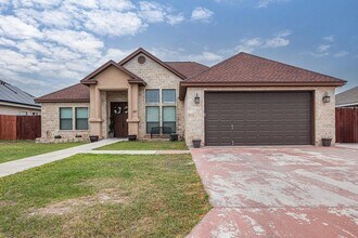 210 Alyssa Dr in Del Rio, TX - Building Photo - Building Photo
