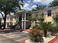 Ashford Glens in Houston, TX - Foto de edificio - Building Photo