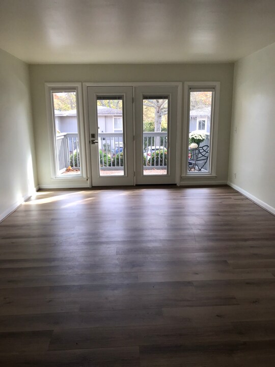 21 Vaughns Gap Rd in Nashville, TN - Building Photo