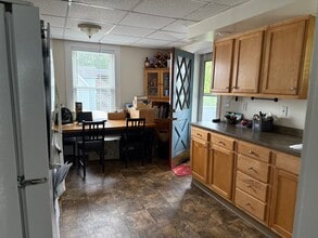 74 Hopson Ave, Unit second floor in Branford, CT - Building Photo - Building Photo
