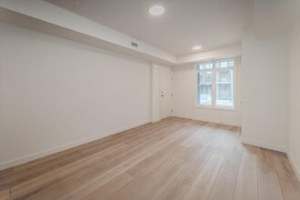 824 Woolwich St in Guelph, ON - Building Photo - Building Photo