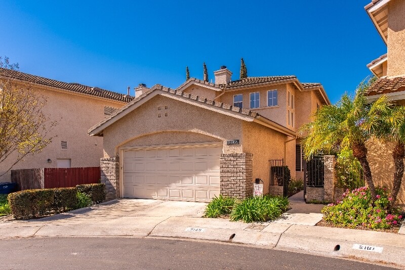 2149 Via Arandana in Camarillo, CA - Building Photo