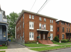 28-30 Madison St in Hartford, CT - Building Photo - Building Photo