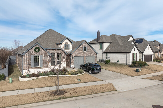 Union Park in Aubrey, TX - Building Photo - Building Photo