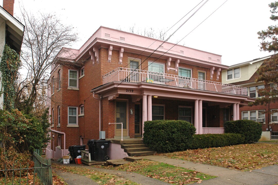 2153 Sherwood Ave in Louisville, KY - Foto de edificio