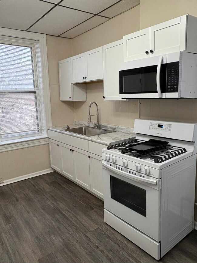 3411 Winnebago St, Unit Floor 2