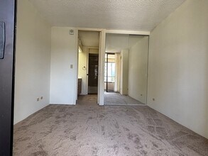 1717 Mott-Smith Dr, Unit 603 in Honolulu, HI - Foto de edificio - Building Photo