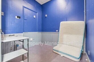 502 Walnut Ave in Clairton, PA - Building Photo - Building Photo