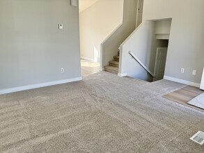 2936 Roundtable Rd in West Valley City, UT - Building Photo - Building Photo
