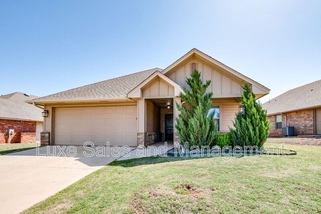property at 14004 Northwood Village Dr