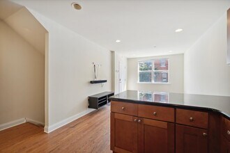 1705 Arlington St in Philadelphia, PA - Building Photo - Building Photo