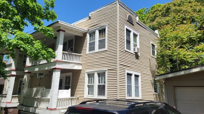 808 SW 11th St, Unit 4