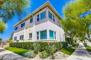 Secure, Walkable Building Near Crenshaw & in Los Angeles, CA - Building Photo