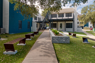 The Lantern in Austin, TX - Building Photo - Building Photo