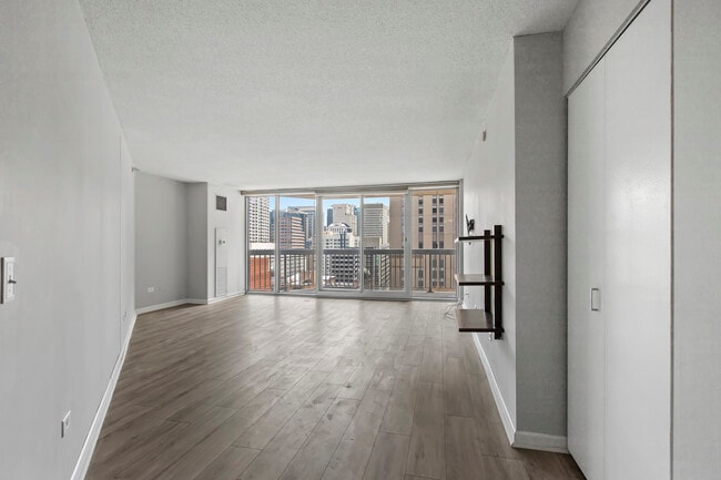 property at 545 N Dearborn St