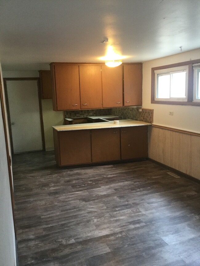 221 4th St NE, Unit 223 in Mason City, IA - Building Photo - Building Photo