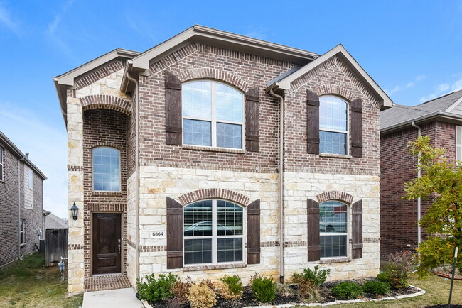 5864 Fir Tree Ln