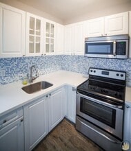 53 NE 49th St in Miami, FL - Building Photo - Building Photo