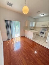 373 NE 26th Pl in Homestead, FL - Building Photo - Building Photo