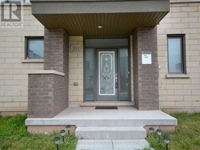 331 Squire Cres in Oakville, ON - Building Photo - Building Photo