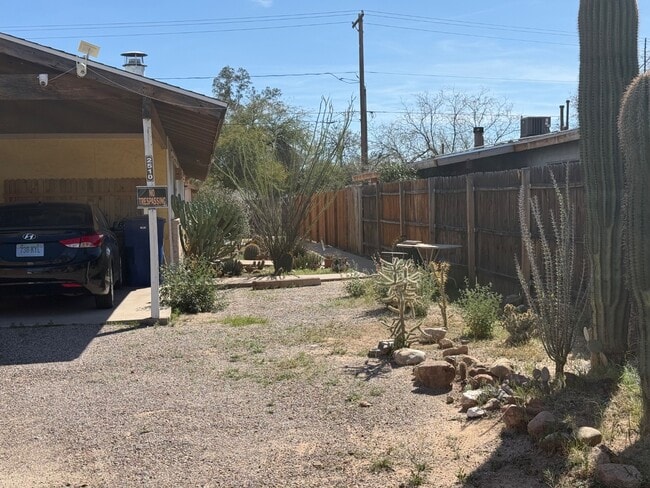 2510 E Eastland St in Tucson, AZ - Building Photo - Building Photo