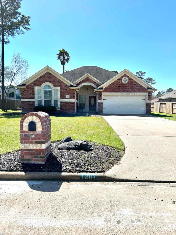 property at 1207 S Diamondhead Blvd
