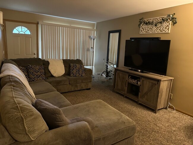 406-408 Terrace Dr in Chippewa Falls, WI - Building Photo - Building Photo