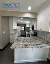 5284 W Lowes Creek Rd in Eau Claire, WI - Building Photo - Building Photo