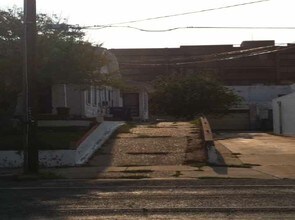 210 S Tancahua St in Corpus Christi, TX - Building Photo - Building Photo