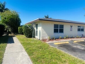 1775 NW 55th Ave in Lauderhill, FL - Building Photo - Building Photo