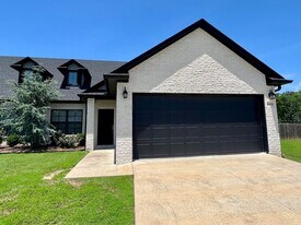 6600 Leightyn Ln in Fort Smith, AR - Building Photo