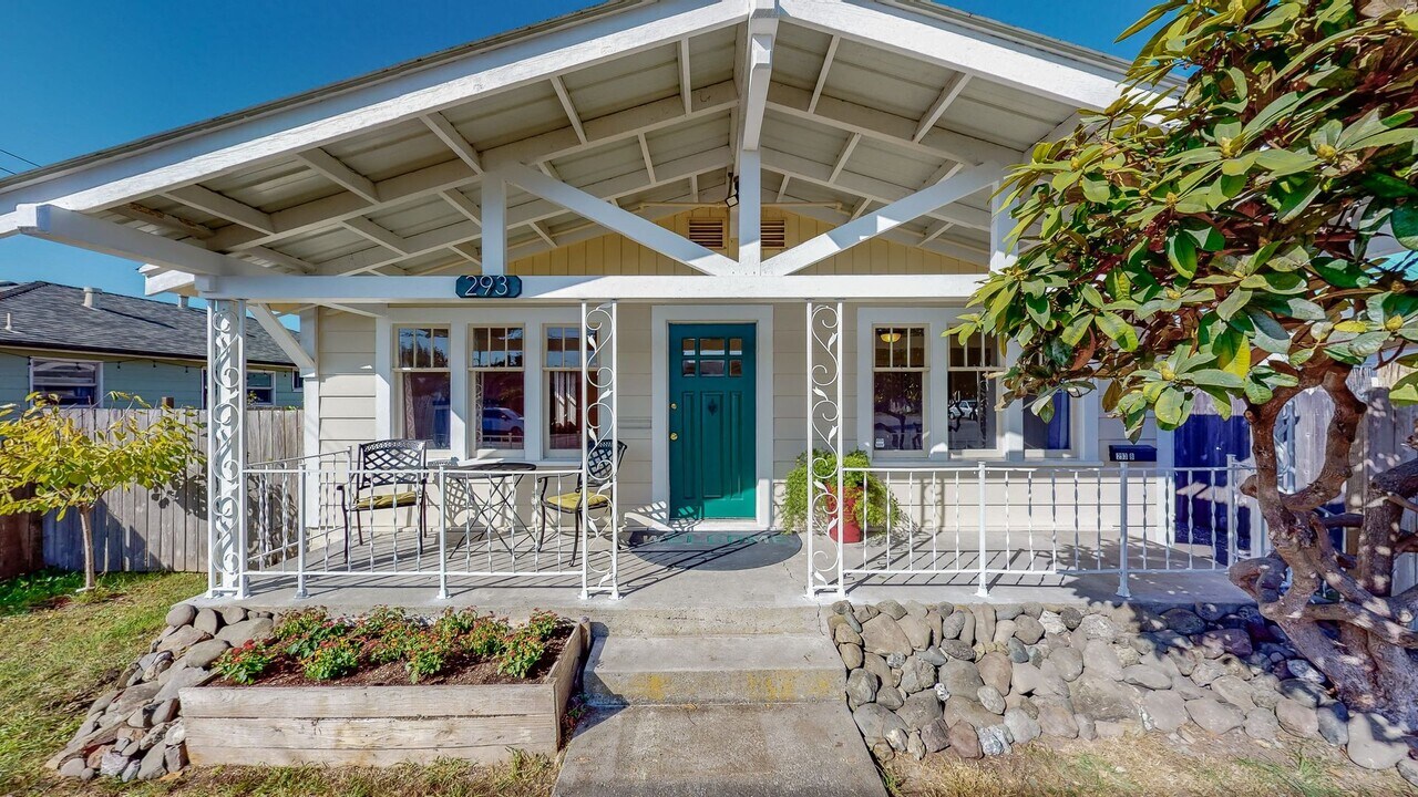 293 G St in Arcata, CA - Building Photo