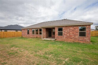 1029 Autumn Royal Ave in Lowell, AR - Building Photo - Building Photo