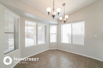 7917 W Hess Ave in Phoenix, AZ - Building Photo - Building Photo