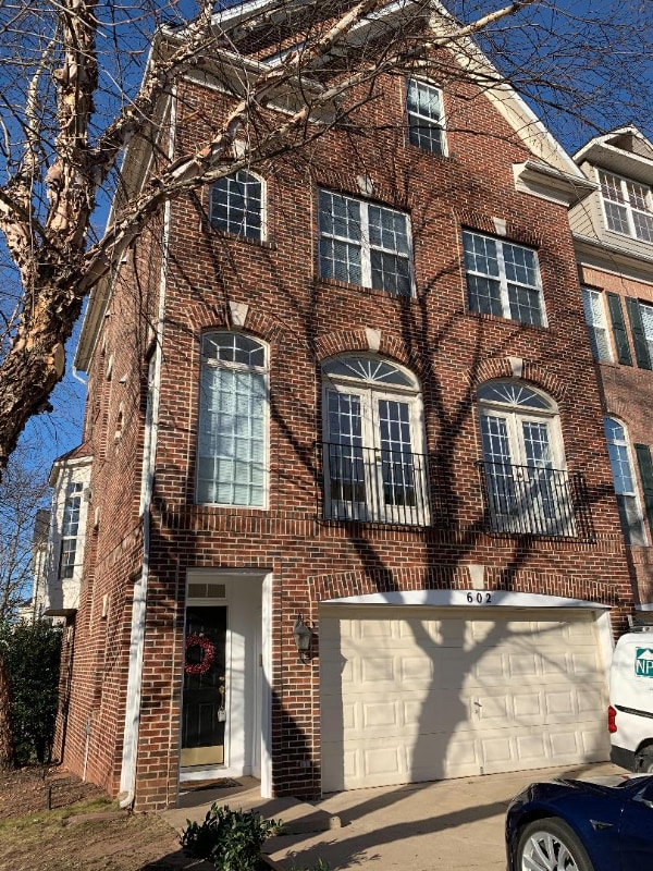 602 Battery Terrace NE in Leesburg, VA - Foto de edificio - Building Photo