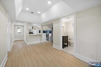 101 Southern in Ridgewood, NJ - Building Photo - Building Photo