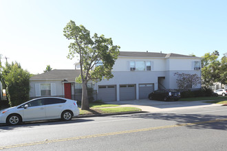 801 Harvard St in Santa Monica, CA - Building Photo - Primary Photo