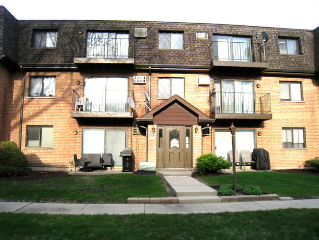 property at 919 S McKinley Ave
