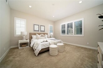 340 Merit in Irvine, CA - Building Photo - Building Photo