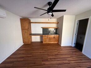 132 Palm Ave in National City, CA - Foto de edificio - Building Photo