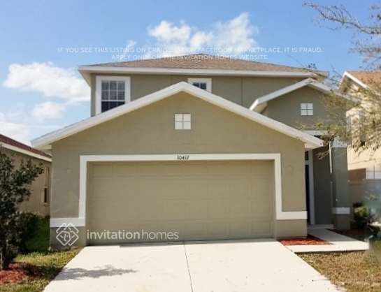 10417 Avelar Ridge Dr in Riverview, FL - Building Photo