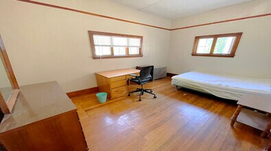 512 Stewart Ave, Unit 1 in Ithaca, NY - Building Photo - Building Photo