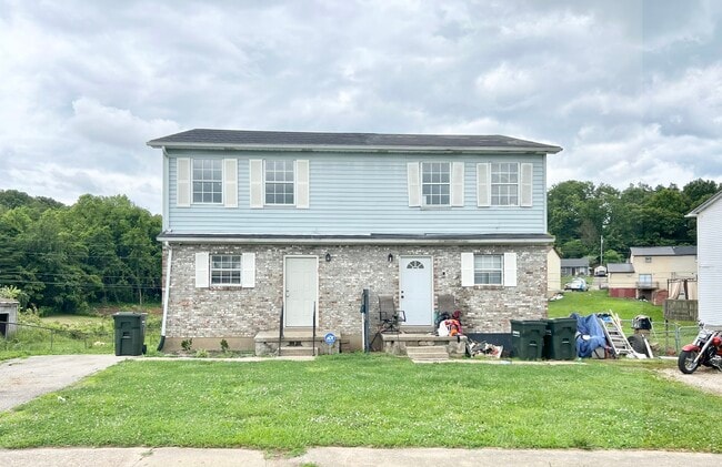 property at 1420 Kingswood Way