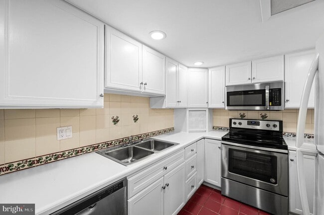 1518 Manley Rd in West Chester, PA - Building Photo - Building Photo