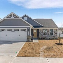 1130 Bulrush Dr in Reidville, SC - Building Photo