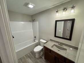 4658 Pierce Dr in Manhattan, KS - Building Photo - Building Photo