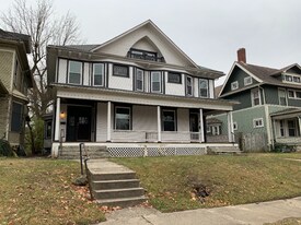 34 Cambridge Ave, Unit 34 in Dayton, OH - Building Photo