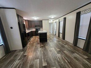 705 Romeo Dr in Lakeville, MN - Building Photo - Building Photo