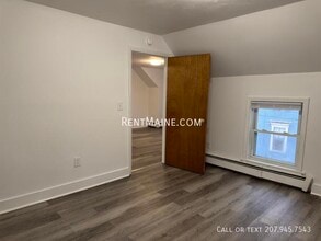 116 Elm St in Bangor, ME - Building Photo - Building Photo