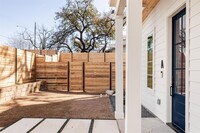 1802 Overhill Dr in Austin, TX - Building Photo - Building Photo